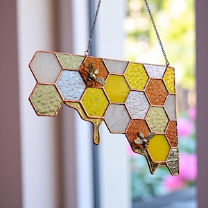Honeycomb Bee Stained Glass Suncatcher for Window Corner, Boho Nature Art Decor