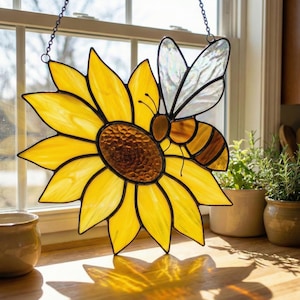 Stained Glass Sunflower Suncatcher, Honey Bee Window Hanging, Bee Lover Gift for Mom, Spring Home Decor, Plant Stake, Garden Sun Catcher